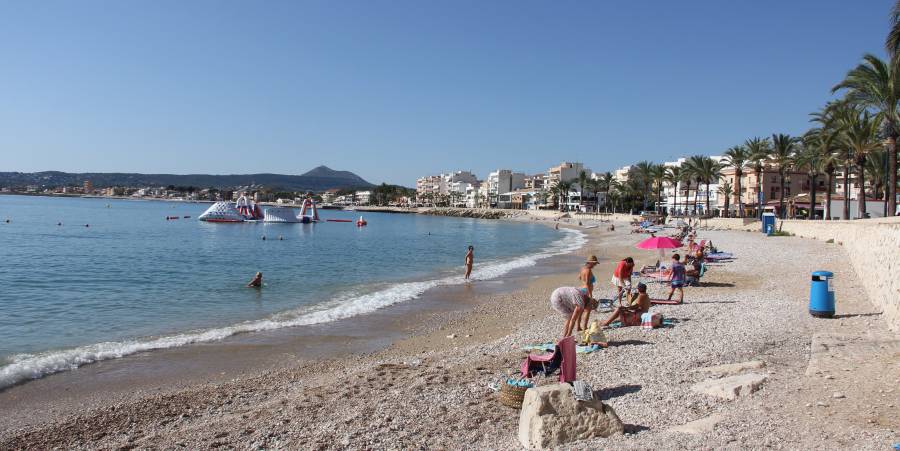 España recibió 2,5 millones de turistas extranjeros en enero