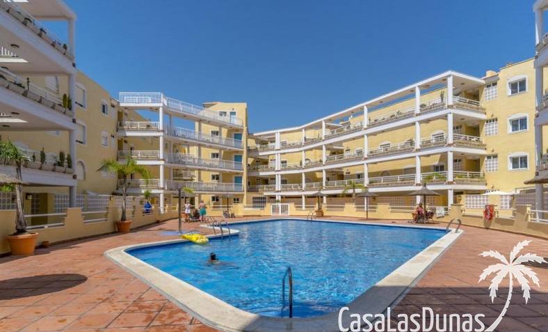 Apartment - Återförsäljning - Orihuela Costa - Campoamor