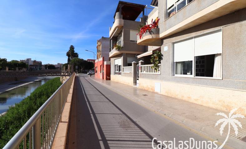 Apartment - Återförsäljning - Rojales - Rojales - Village
