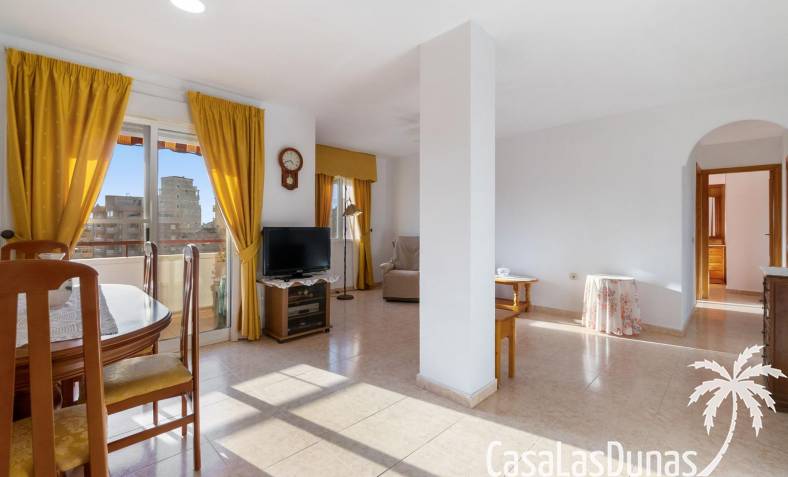 Apartment - Återförsäljning - Torrevieja - Calas blanca