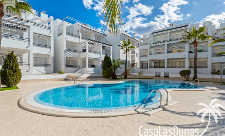 Apartment - Återförsäljning - Torrevieja - Torrevieja