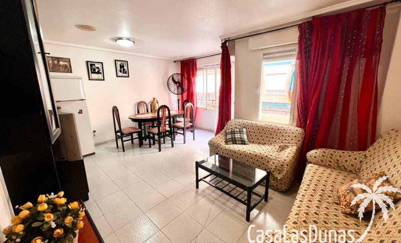 Apartment - Återförsäljning - Torrevieja - Torrevieja