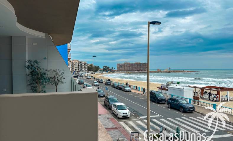 Apartment - Återförsäljning - Torrevieja - Torrevieja