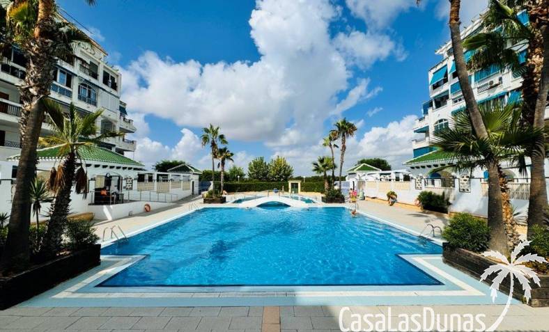 Apartment - Wiederverkauf - La Mata - Los Europeos