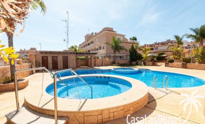 Apartment - Wiederverkauf - Orihuela Costa - Los Dolses