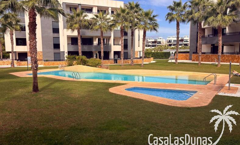 Apartment - Wiederverkauf - Torrevieja - Los Altos