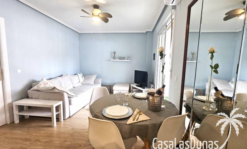 Apartment - Wiederverkauf - Torrevieja - Torrevieja