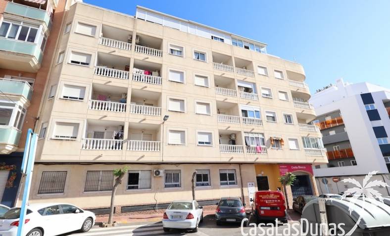 Apartment - Wiederverkauf - Torrevieja - Torrevieja