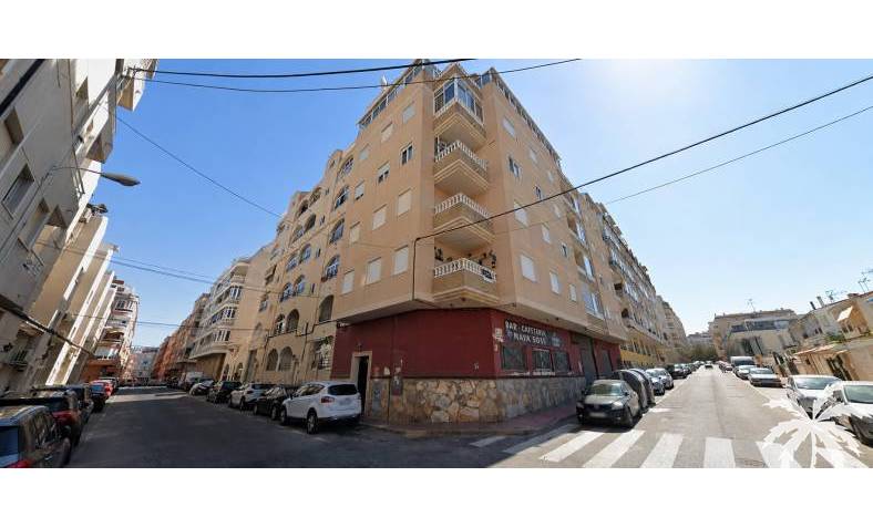 Apartment - Wiederverkauf - Torrevieja - Torrevieja