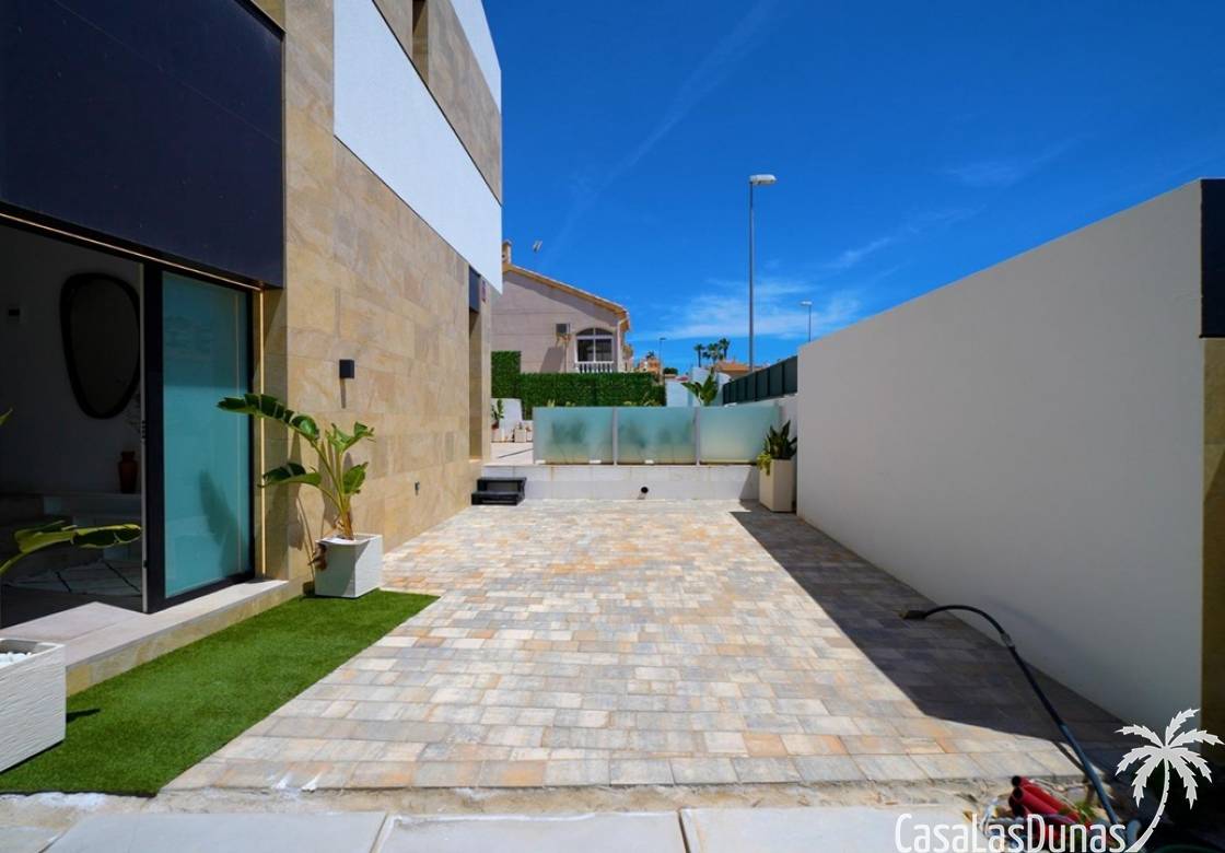 CLD-2961NB Le Mans Villas Orihuela Costa CasaLasDunas