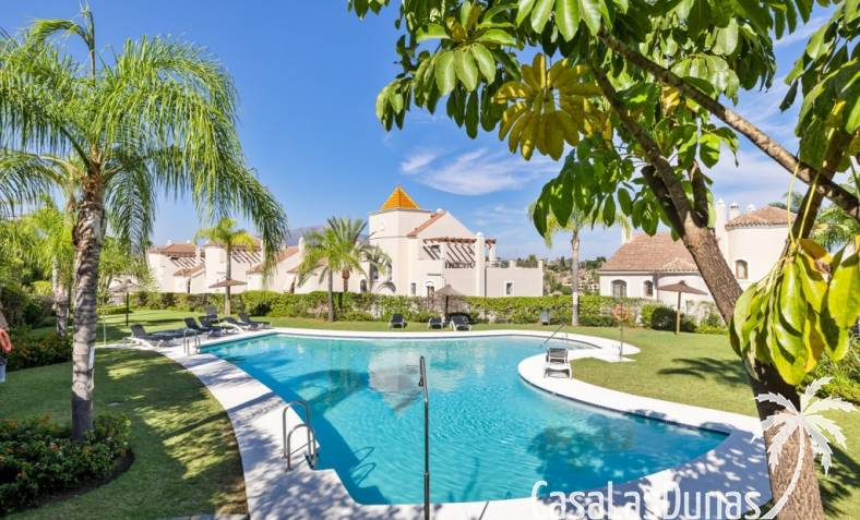 Geschakelde woning - Bestaand - El Paraíso - Estepona, El Paraiso