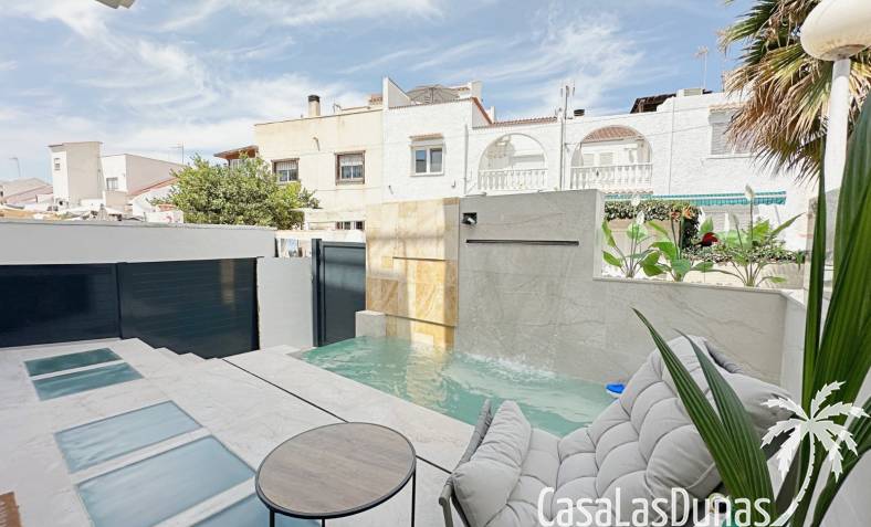 Geschakelde woning - Bestaand - Torrevieja - Torrevieja - Aguas Nuevas