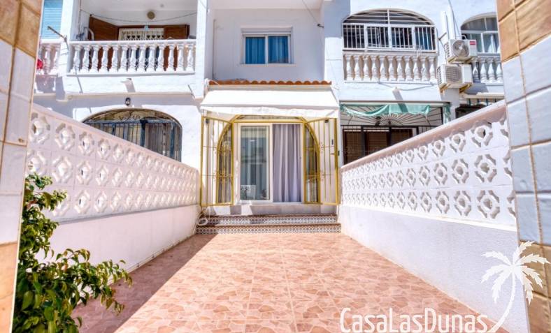 Geschakelde woning - Bestaand - Torrevieja - Torrevieja