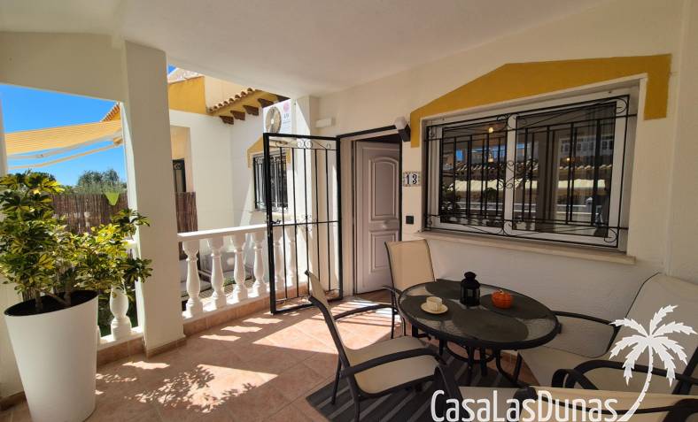 Townhouse / Semi-detached - Återförsäljning - Alicante - La Florida