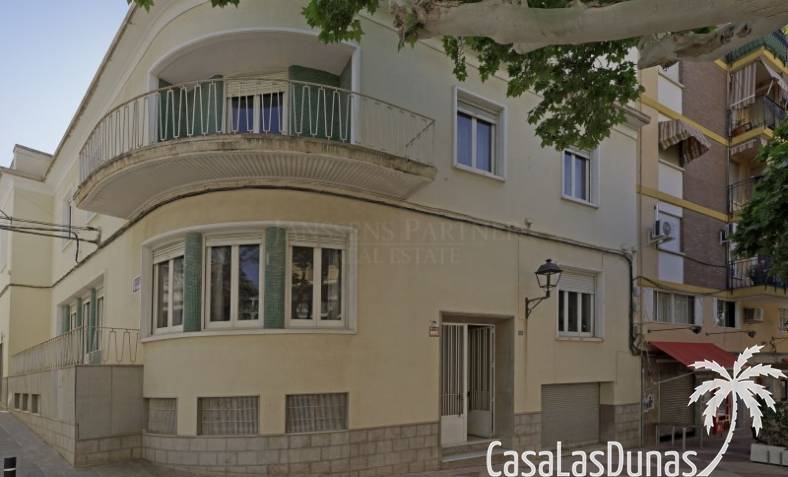 Townhouse / Semi-detached - Återförsäljning - Aspe - Aspe Centro