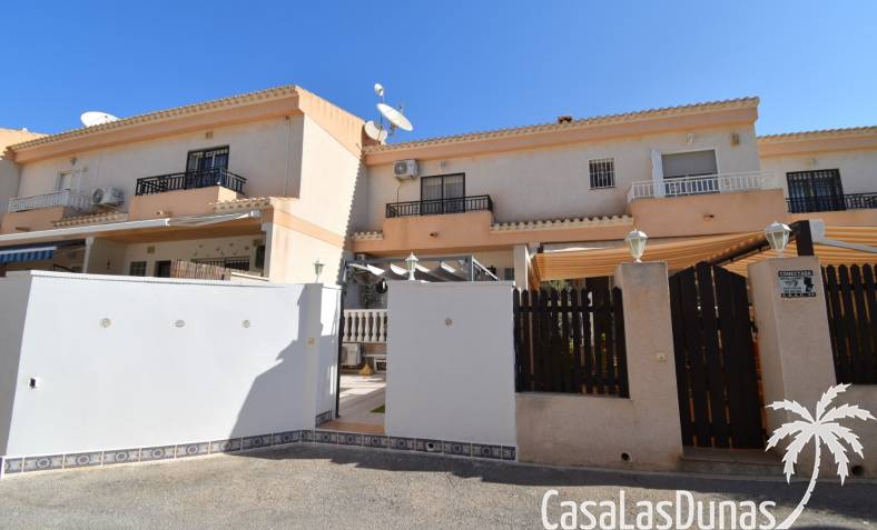Townhouse / Semi-detached - Återförsäljning - Orihuela Costa - CLDVI-17032