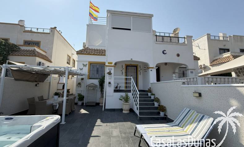 Townhouse / Semi-detached - Återförsäljning - Orihuela Costa - La Zenia