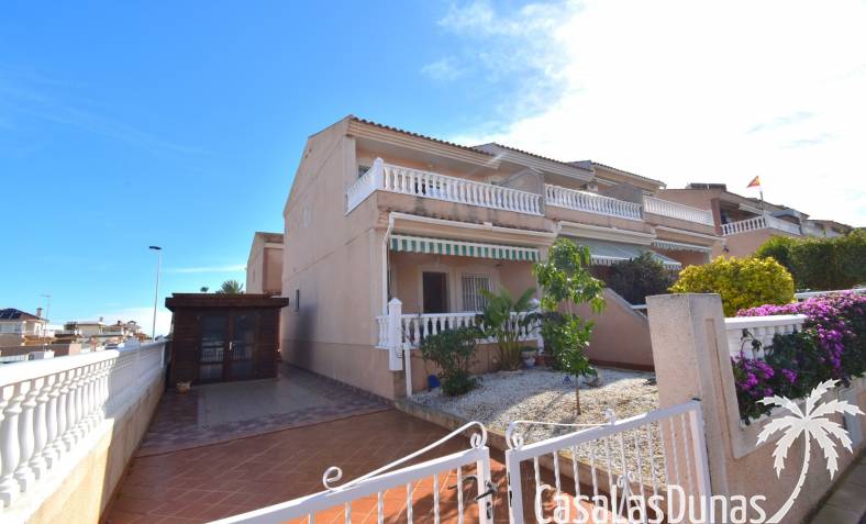 Townhouse / Semi-detached - Återförsäljning - Orihuela Costa - Los Balcones
