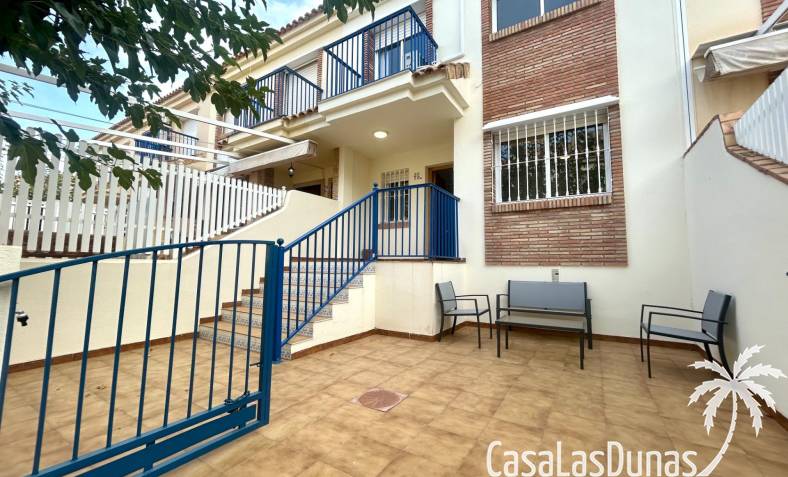 Townhouse / Semi-detached - Återförsäljning - Orihuela Costa - Orihuela Costa