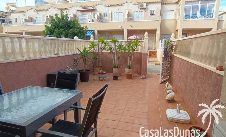 Townhouse / Semi-detached - Återförsäljning - Orihuela Costa - Orihuela Costa