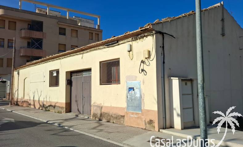 Townhouse / Semi-detached - Återförsäljning - Pinoso - Pinoso