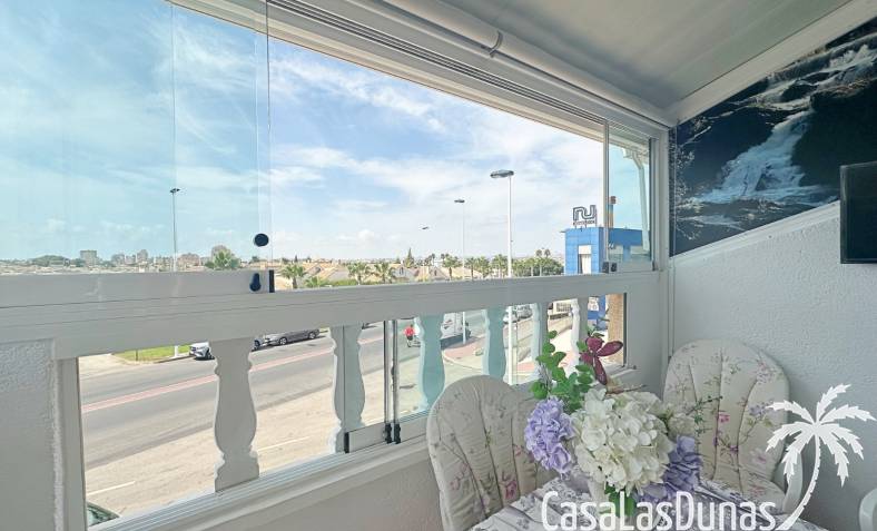 Townhouse / Semi-detached - Återförsäljning - Torrevieja - Aguas Nuevas