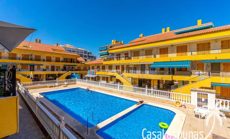 Townhouse / Semi-detached - Istniejący - Torrevieja - Torrevieja