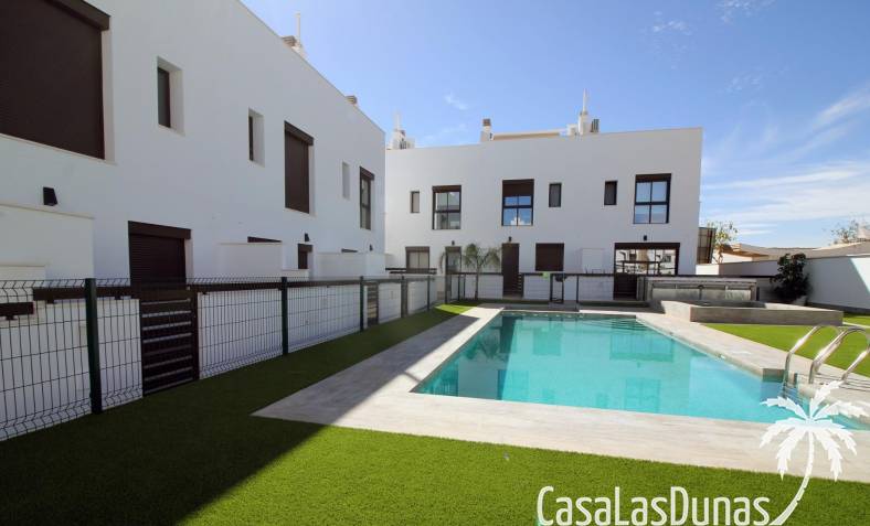 Townhouse / Semi-detached - Obra nueva - Pilar de la Horadada - El Pilar de la Horadada
