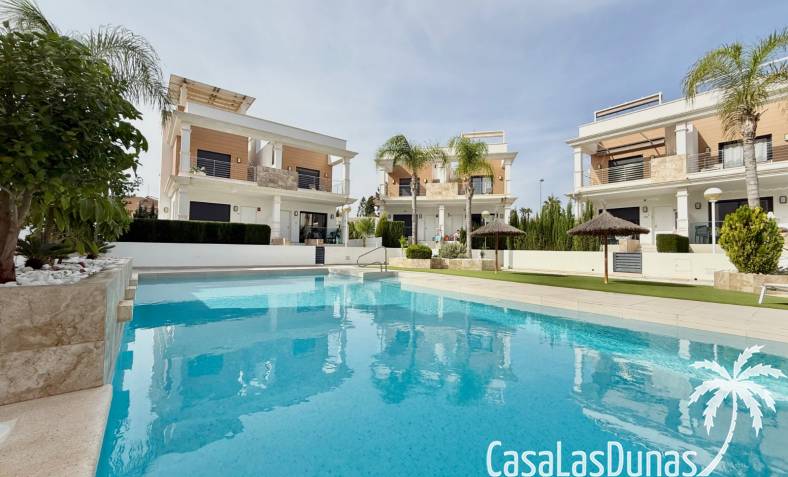 Townhouse / Semi-detached - Resale - Ciudad Quesada - Lo Marabu