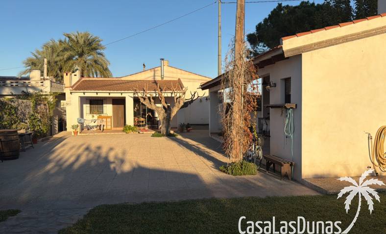 Townhouse / Semi-detached - Resale - Dolores - Dolores