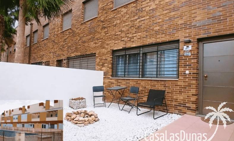 Townhouse / Semi-detached - Resale - Los Alcazares - CLDH-32526