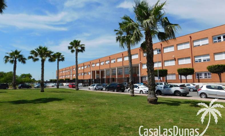 Townhouse / Semi-detached - Resale - Torrevieja - CLDV-4634