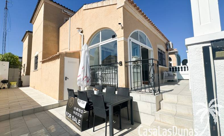 Townhouse / Semi-detached - Resale - Torrevieja - Los Altos