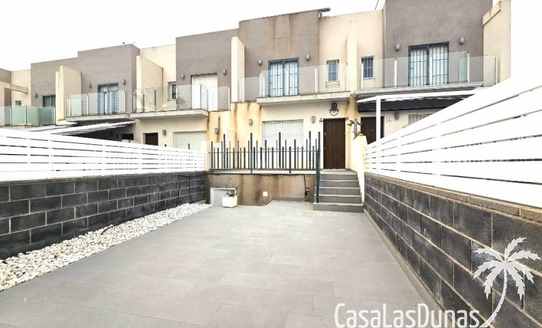 Townhouse / Semi-detached - Resale - Torrevieja - Torrevieja