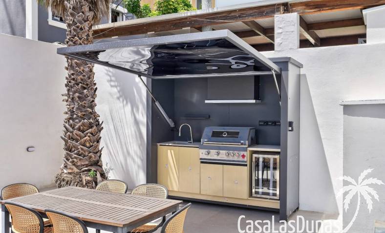 Townhouse / Semi-detached - Resale - Villamartín - Res. Las Filipinas