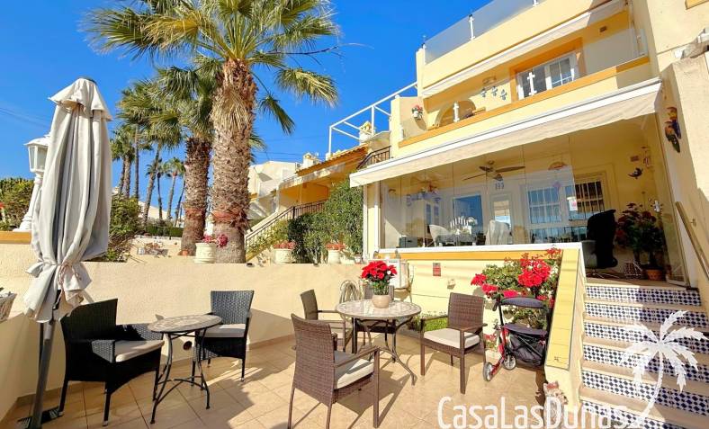 Townhouse / Semi-detached - Resale - Villamartin - Villamartin