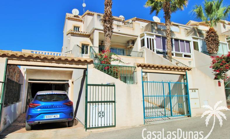 Townhouse / Semi-detached - Resale - Villamartín - Villamartín