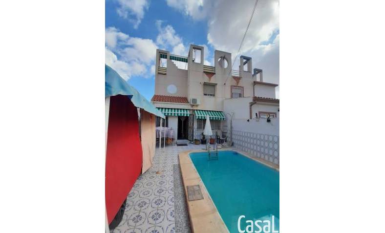 Townhouse / Semi-detached - Revente - Torrevieja - Torrevieja
