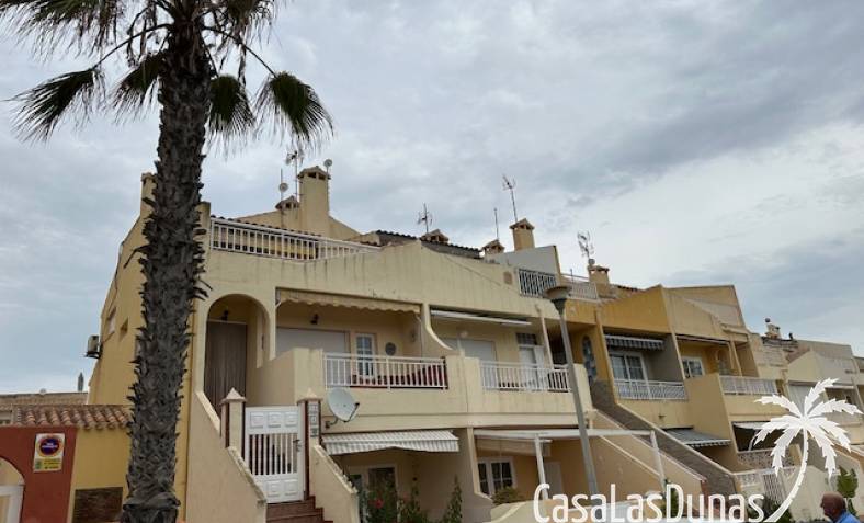 Townhouse / Semi-detached - Wiederverkauf - Algorfa - La Finca Golf Resort