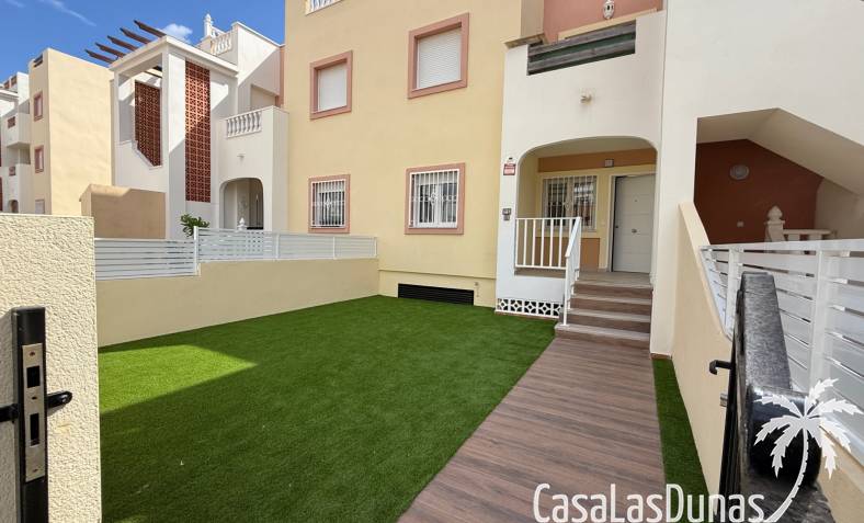 Townhouse / Semi-detached - Wiederverkauf - Orihuela Costa - CLDZCJ-48915