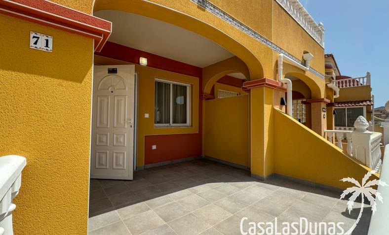 Townhouse / Semi-detached - Wiederverkauf - Orihuela Costa - La Regia