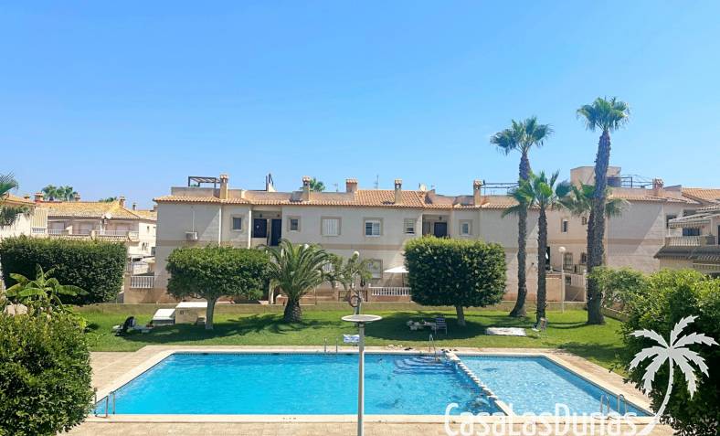 Townhouse / Semi-detached - Wiederverkauf - Torrevieja - Aguas Nuevas