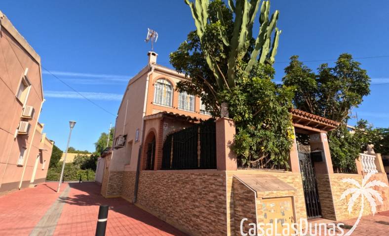 Townhouse / Semi-detached - Wiederverkauf - Torrevieja - El Acequión - Los Náufragos