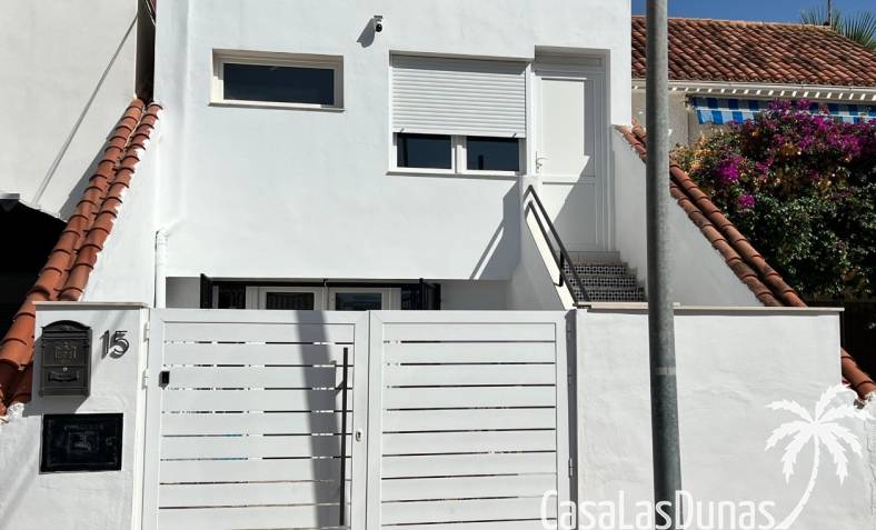 Townhouse / Semi-detached - Wiederverkauf - Torrevieja - Torrevieja