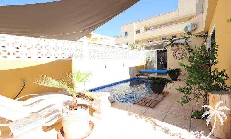 Villa - Återförsäljning - Cabo Roig - Lomas de Cabo Roig