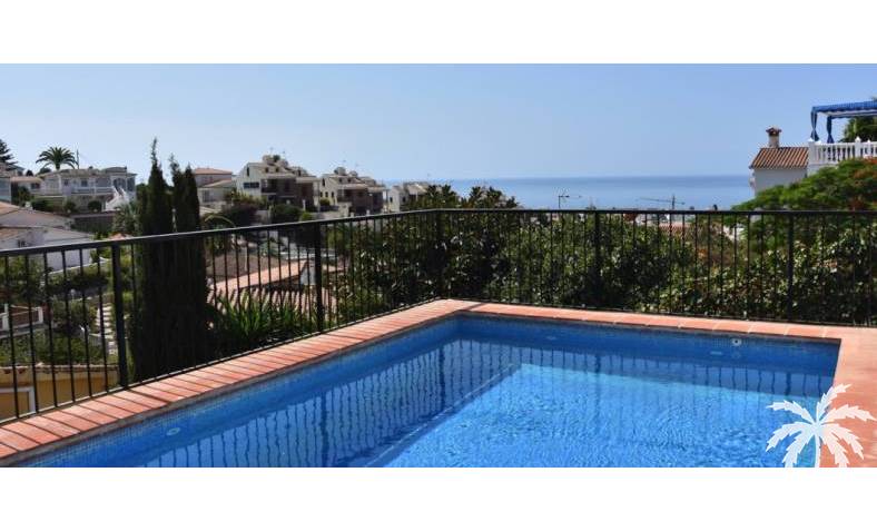 Villa - Återförsäljning - Caleta de Vélez - CLDSR-7396