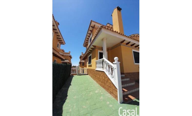 Villa - Återförsäljning - Ciudad Quesada - Ciudad Quesada