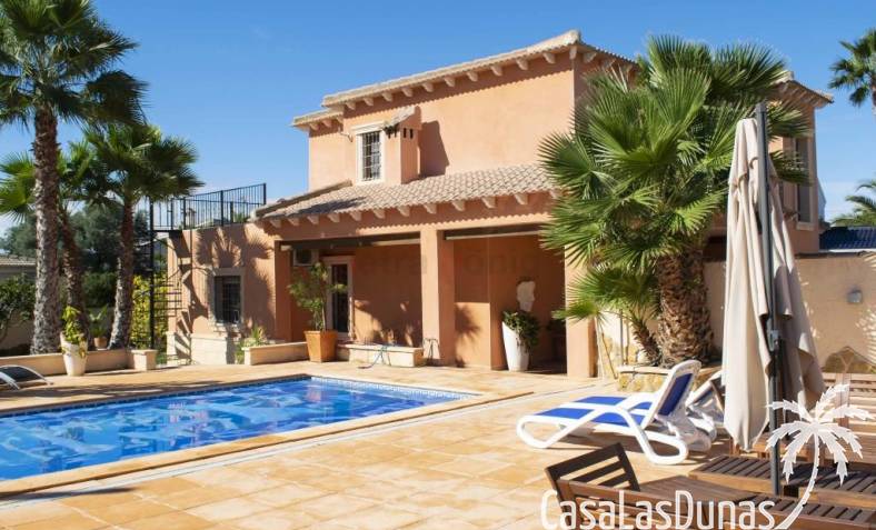 Villa - Återförsäljning - Ciudad Quesada - CLDE-90086