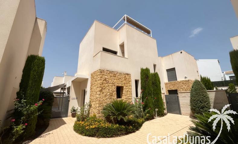 Villa - Återförsäljning - Ciudad Quesada - Pueblo Bravo