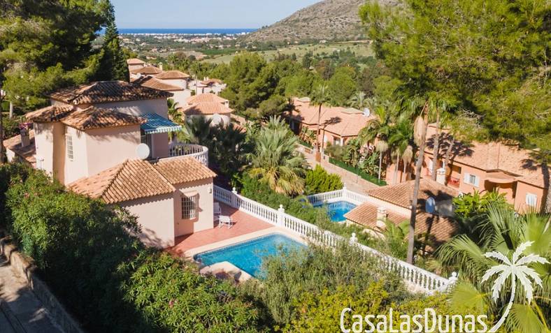 Villa - Återförsäljning - Denia - Denia